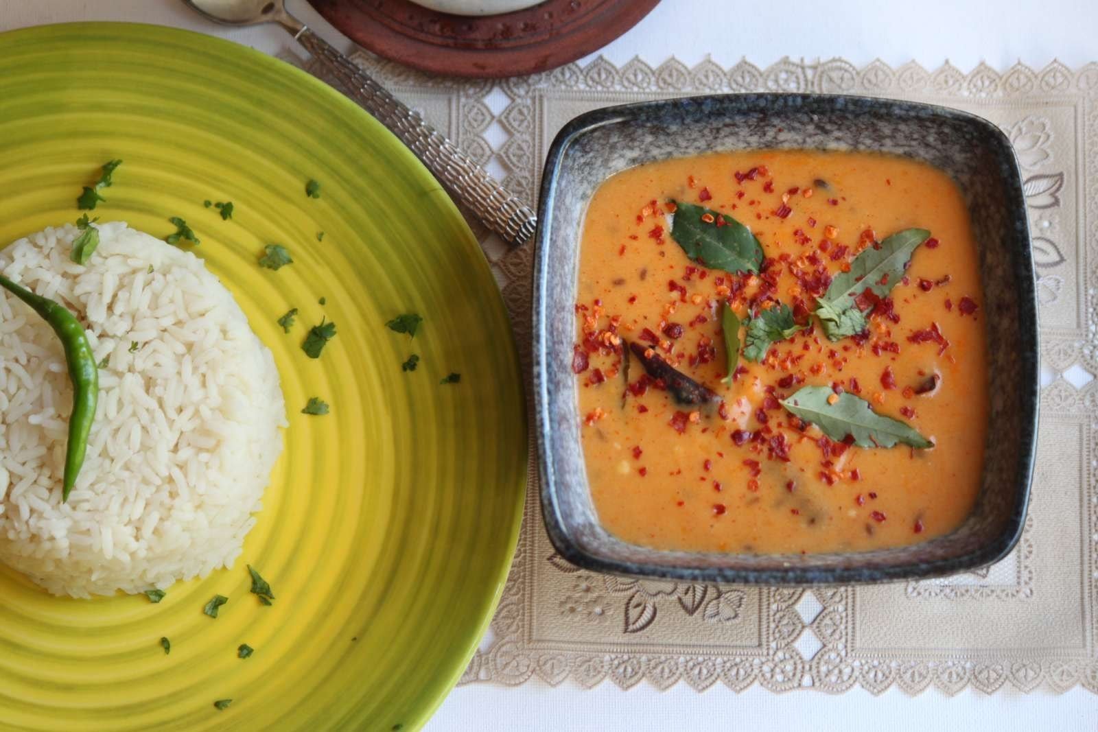 Aamras Ki Kadhi