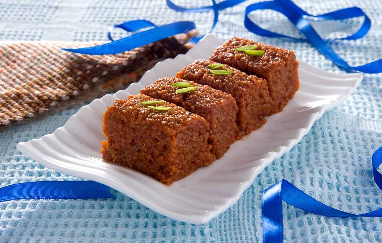 Gujarati Adadiya Ladwa