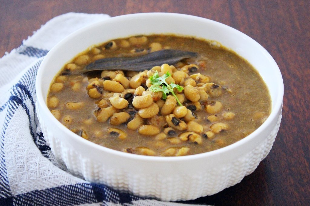 Malnad-Style Black-Eyed Beans Curry