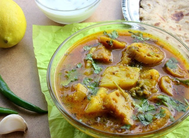Aloo Bhey Ki Sabzi