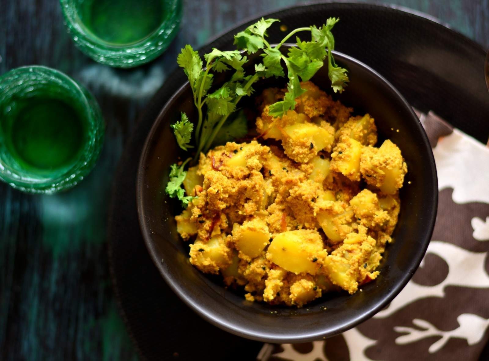 Aloo Posto (Potatoes in Poppy Seed Paste)