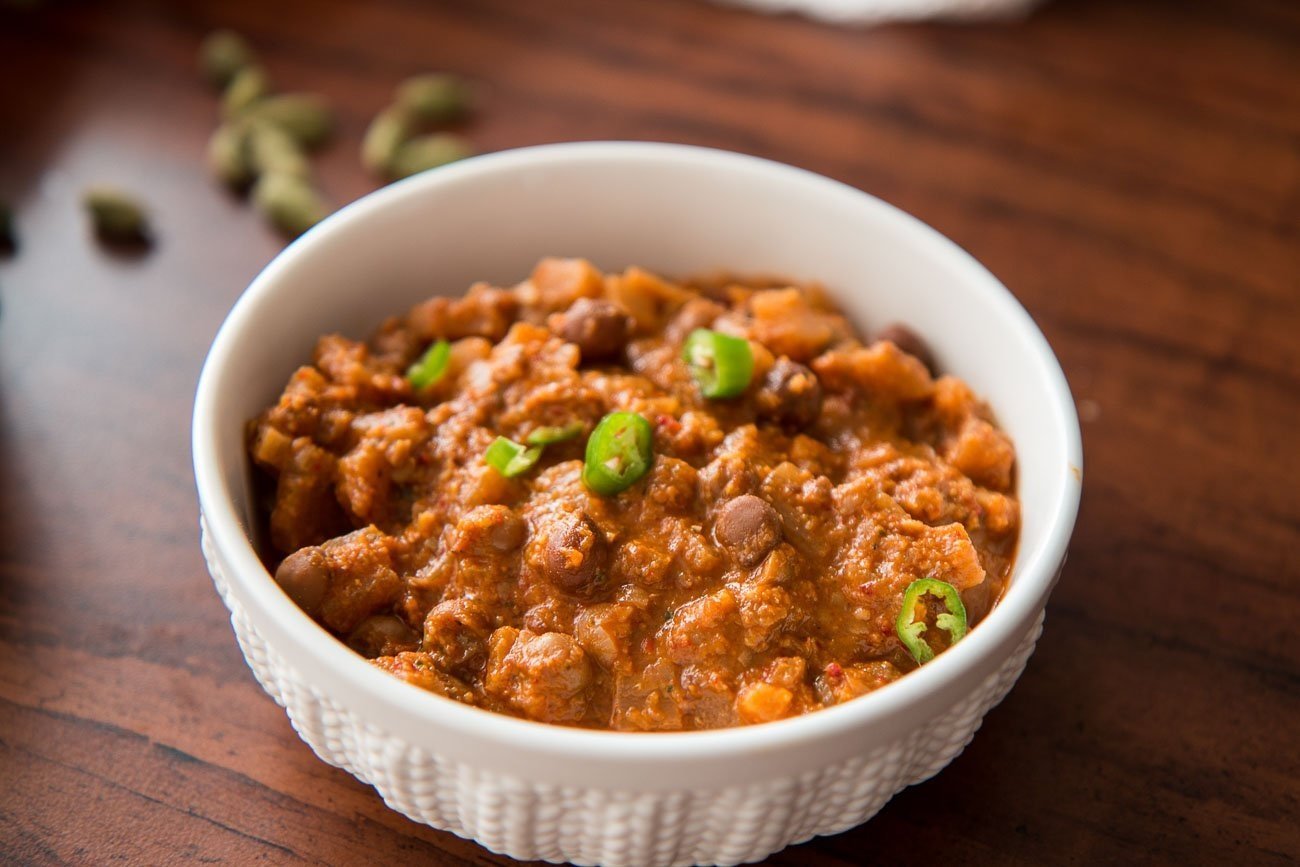 Banana Stem and Chickpea Curry