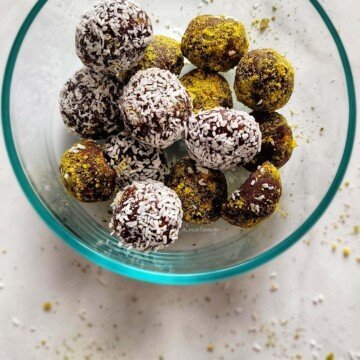 Easy Avocado Chocolate Truffles