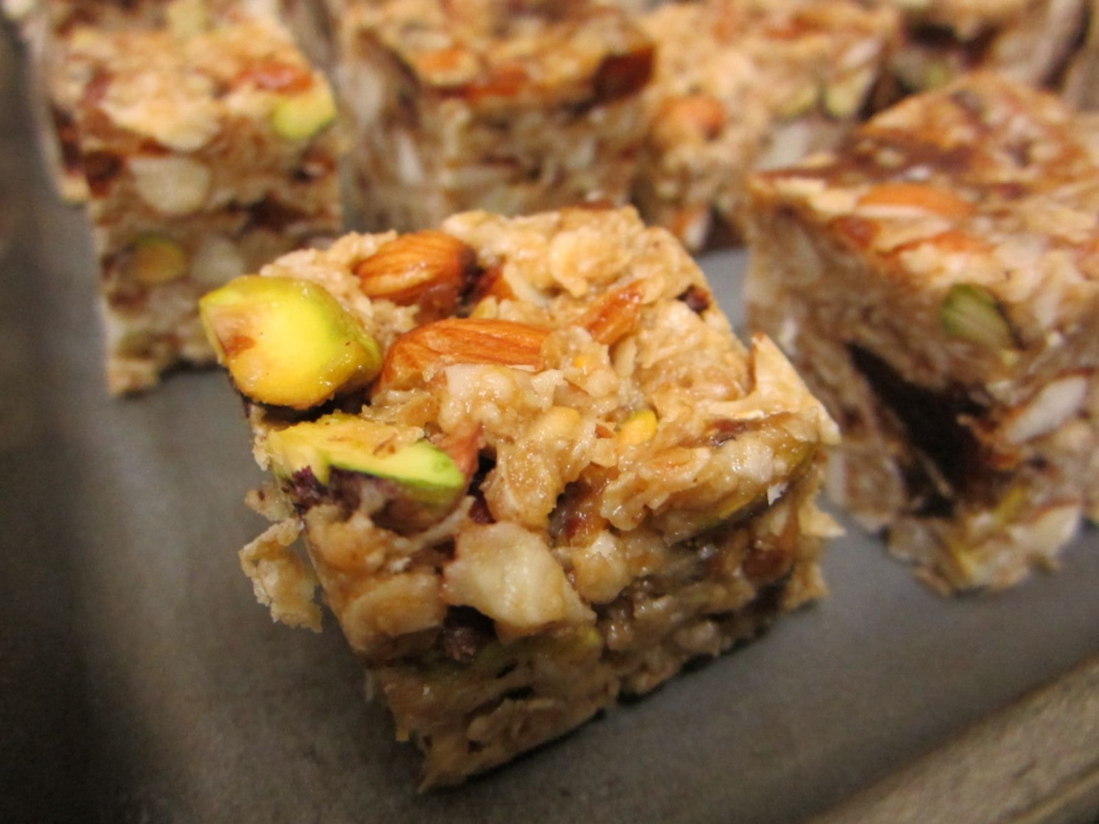 Oatmeal Bars with Dates and Nuts