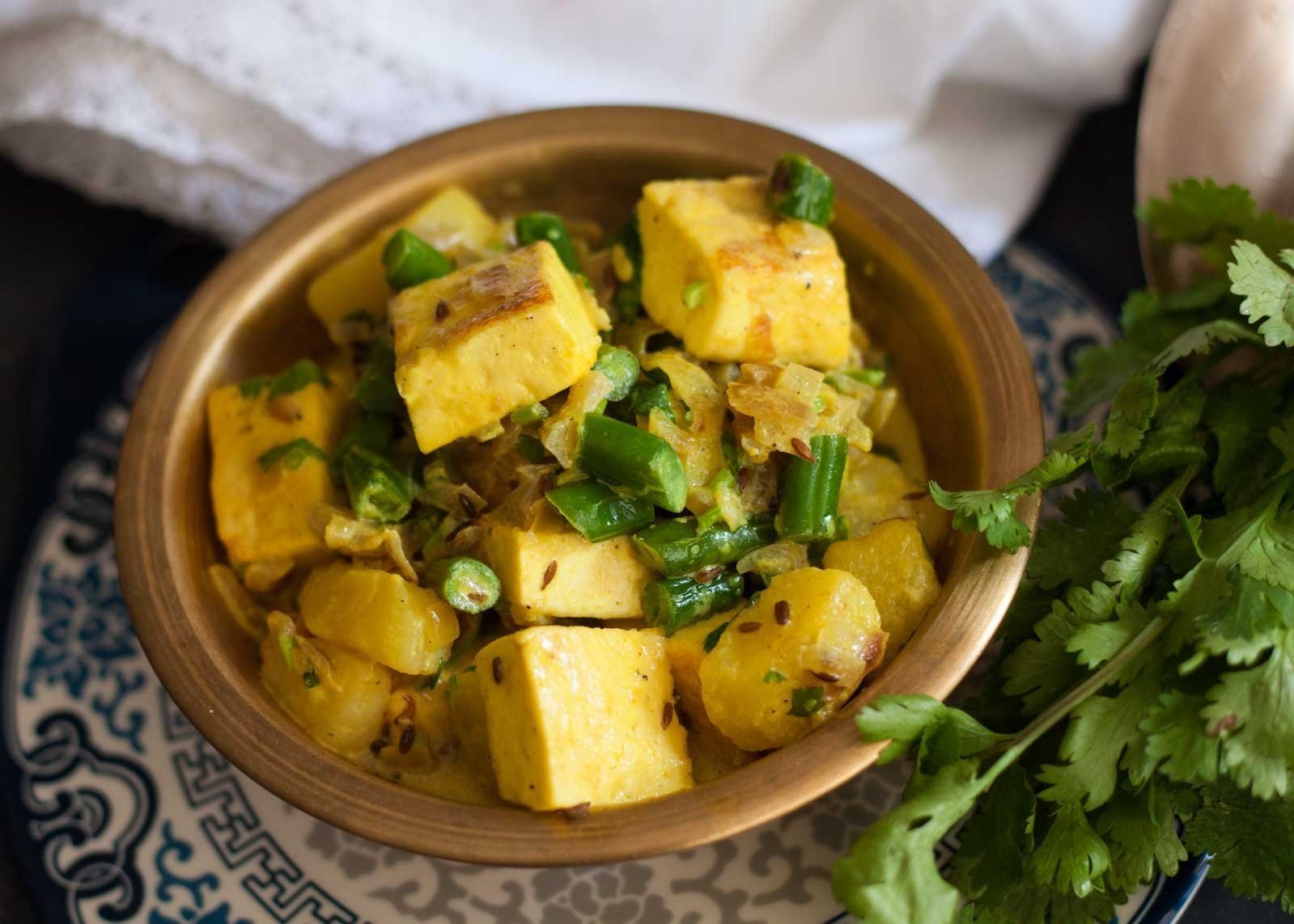 Manipuri Sana Thongpa with Paneer and Green Peas