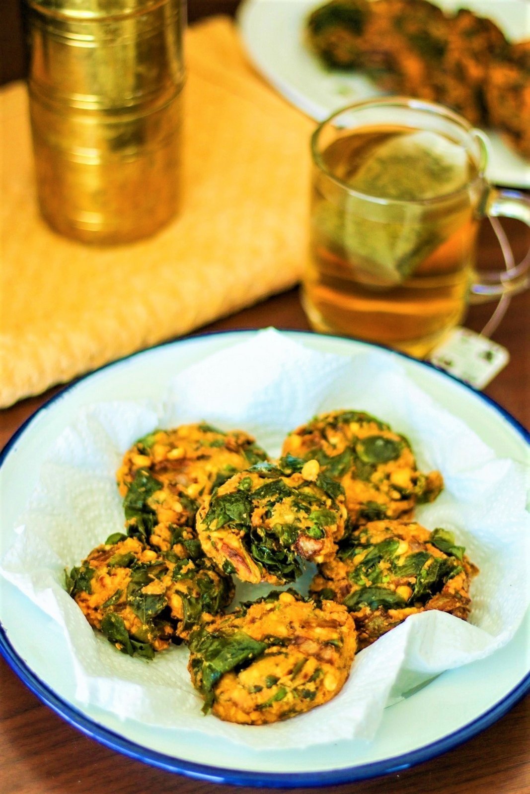 Murungai Keerai Masala Vadai