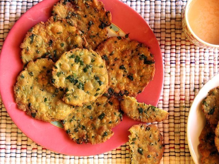 Crispy Palak Puri