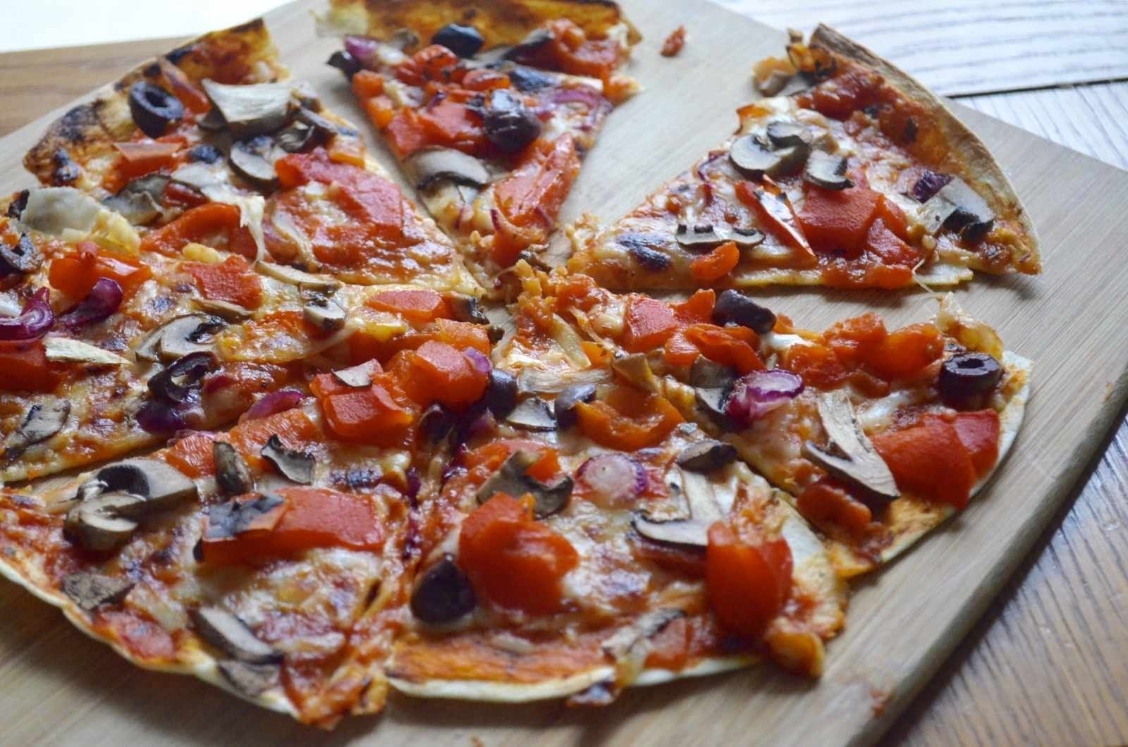 Roasted Pepper and Mushroom Tortilla Pizza
