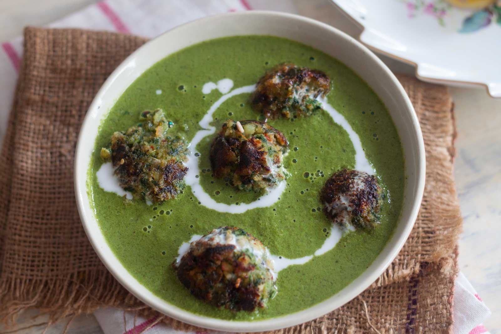 Spinach and Sweet Potato Kofta in Green Curry