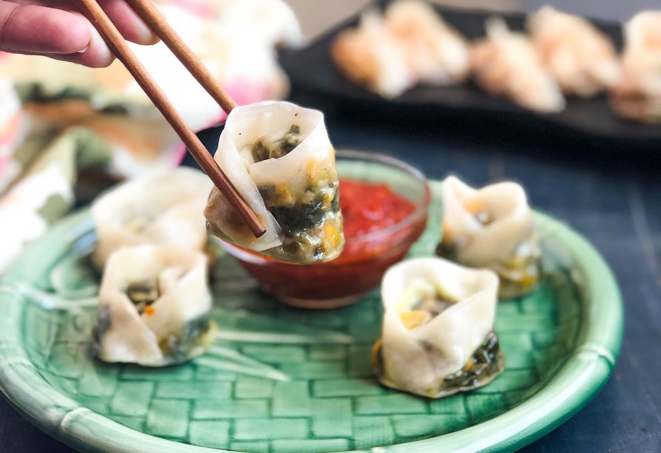 Spinach, Corn and Cheese Momos