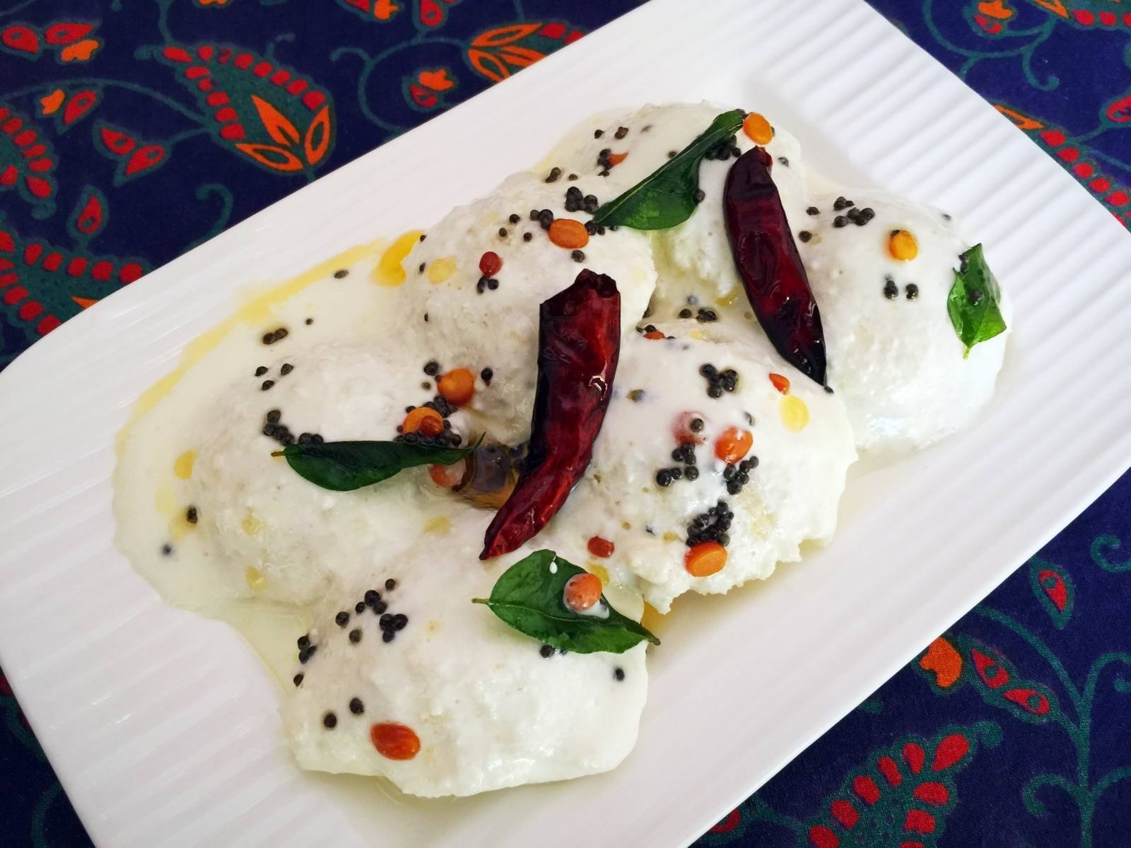 Thayir Idli with Tempered Curd