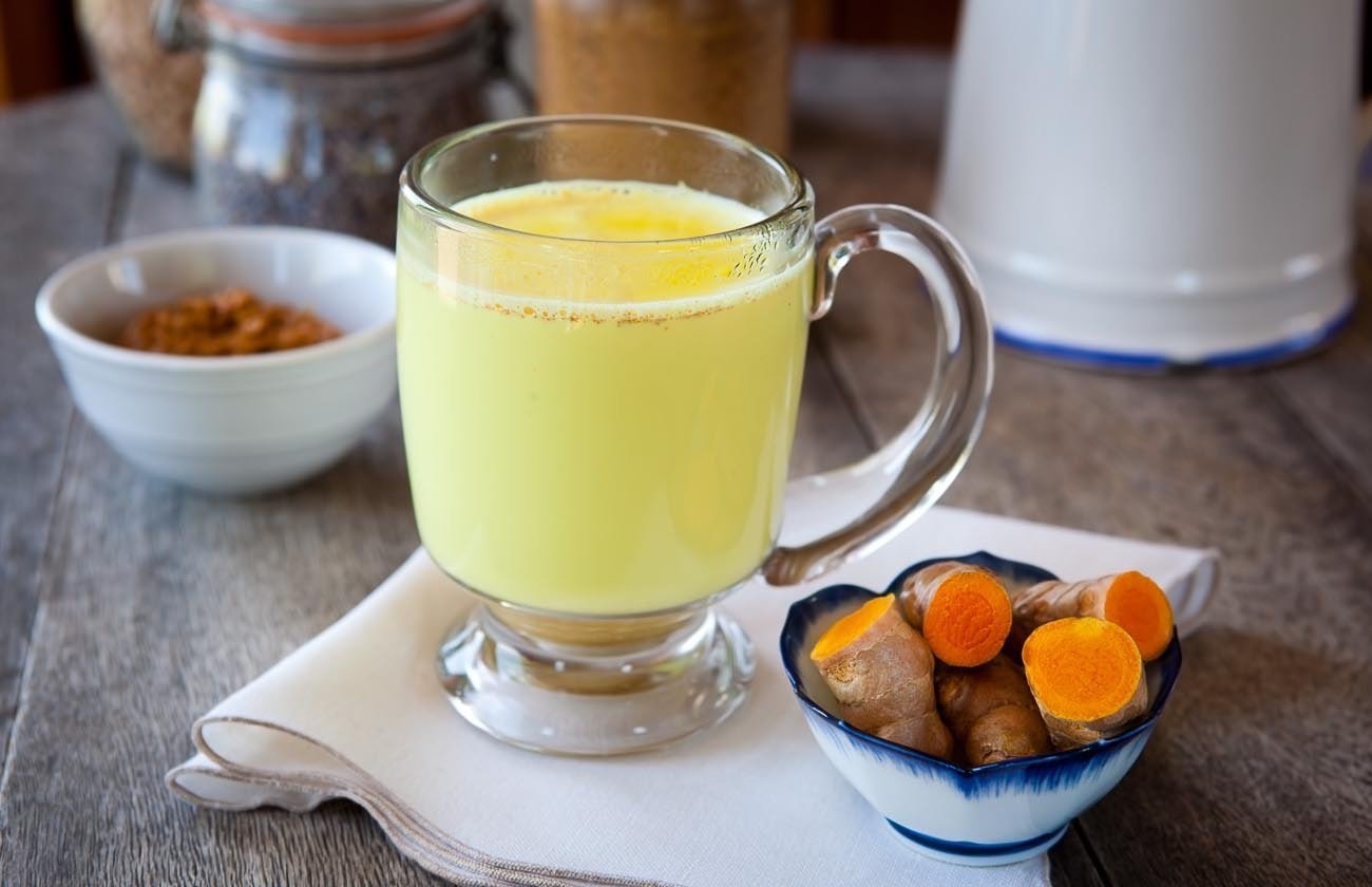 Turmeric Milk (Haldi Doodh)