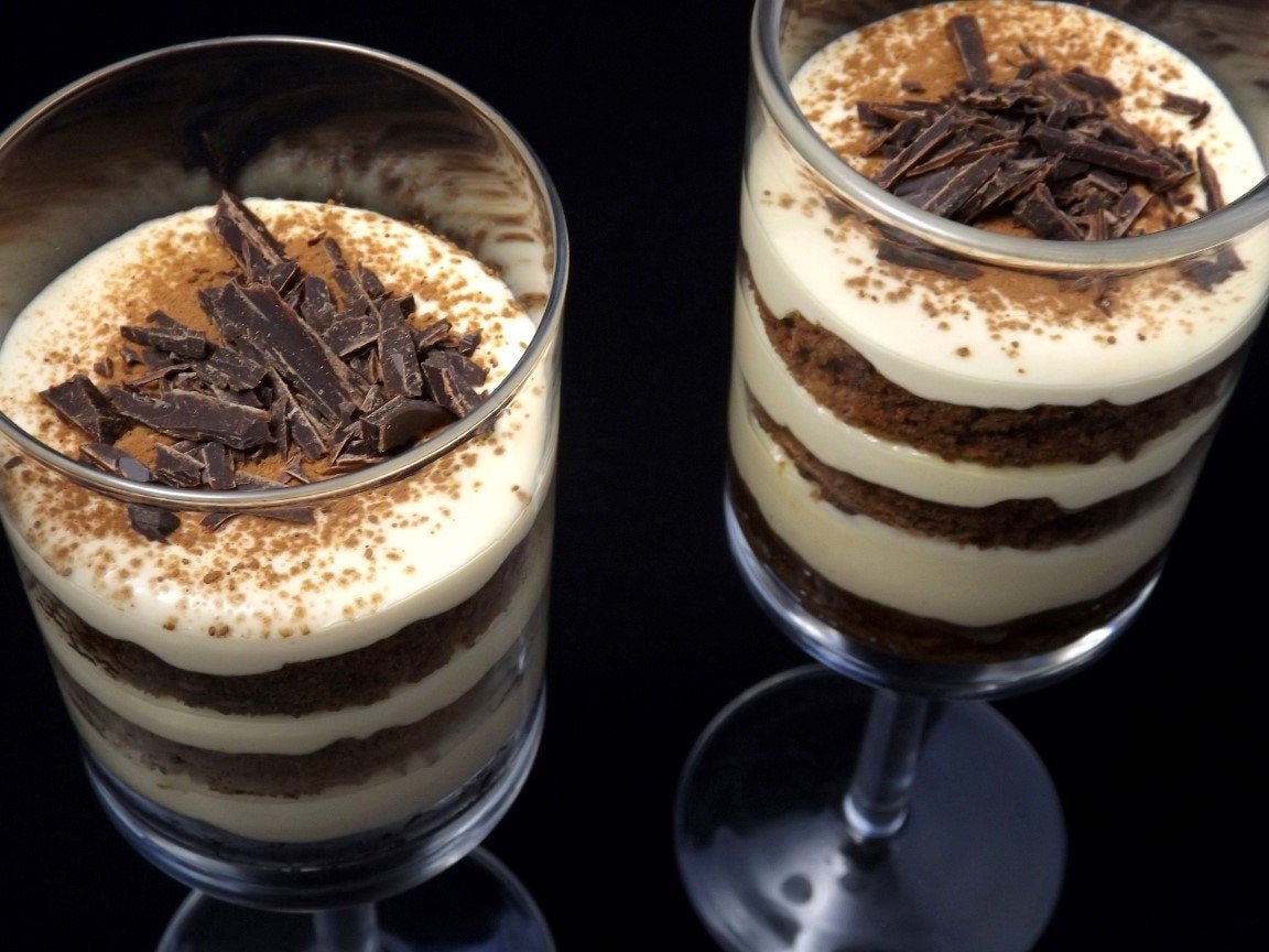 Vanilla Chocolate Mousse with Chocolate Chips