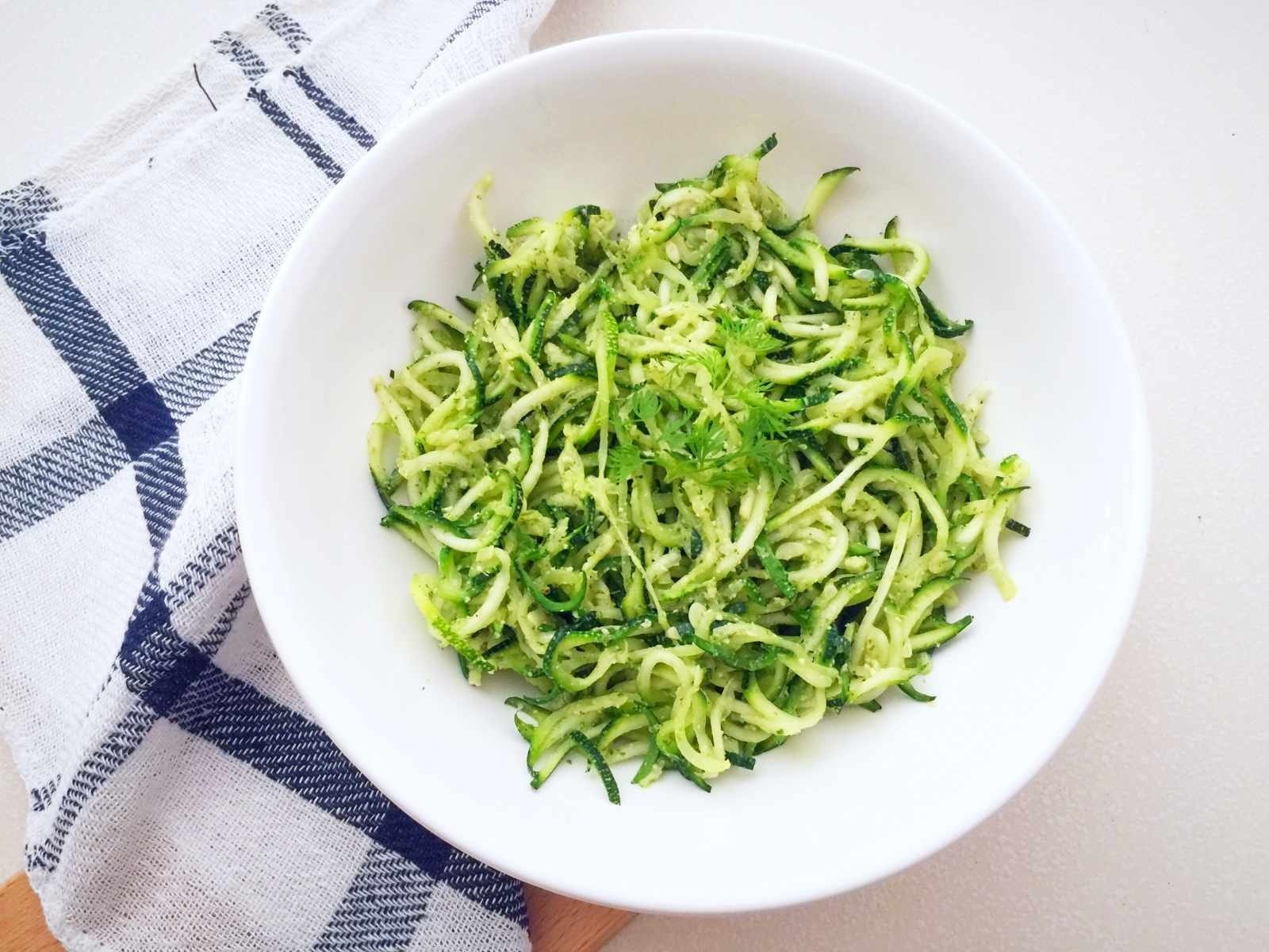 Vegan Zoodles with Cashew-Cilantro Pesto